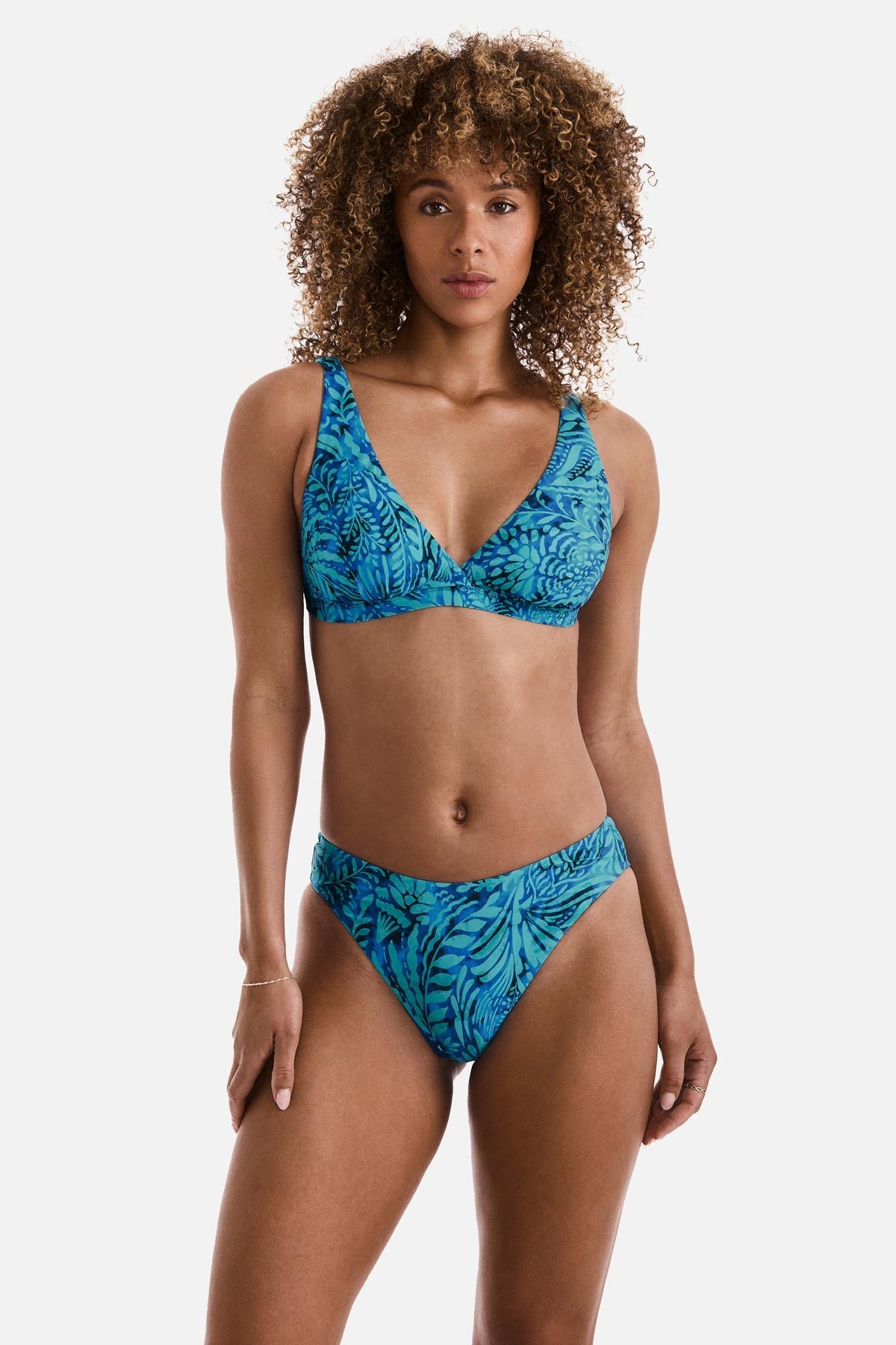 900060154_Flora_SawyerBra_FAL_900060147_Flora_RyannPant_FAL_F